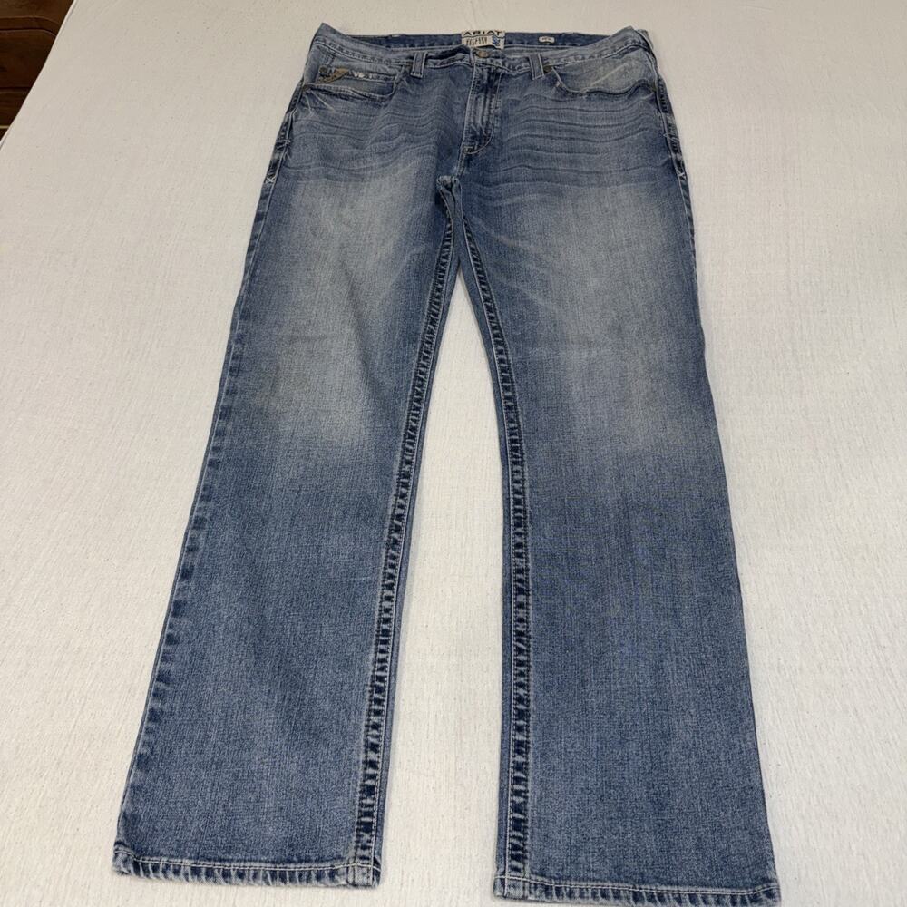 Ariat Men's M2 Traditional Relaxed Boot Cut Jeans 40x34 Medium Wash Denim EUC